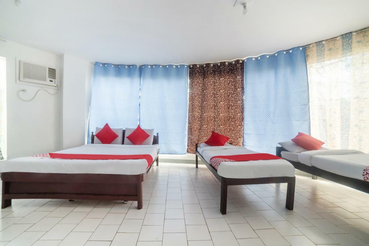 Oyo 200 Ponce Suites Art Hotel Davao City Kültér fotó